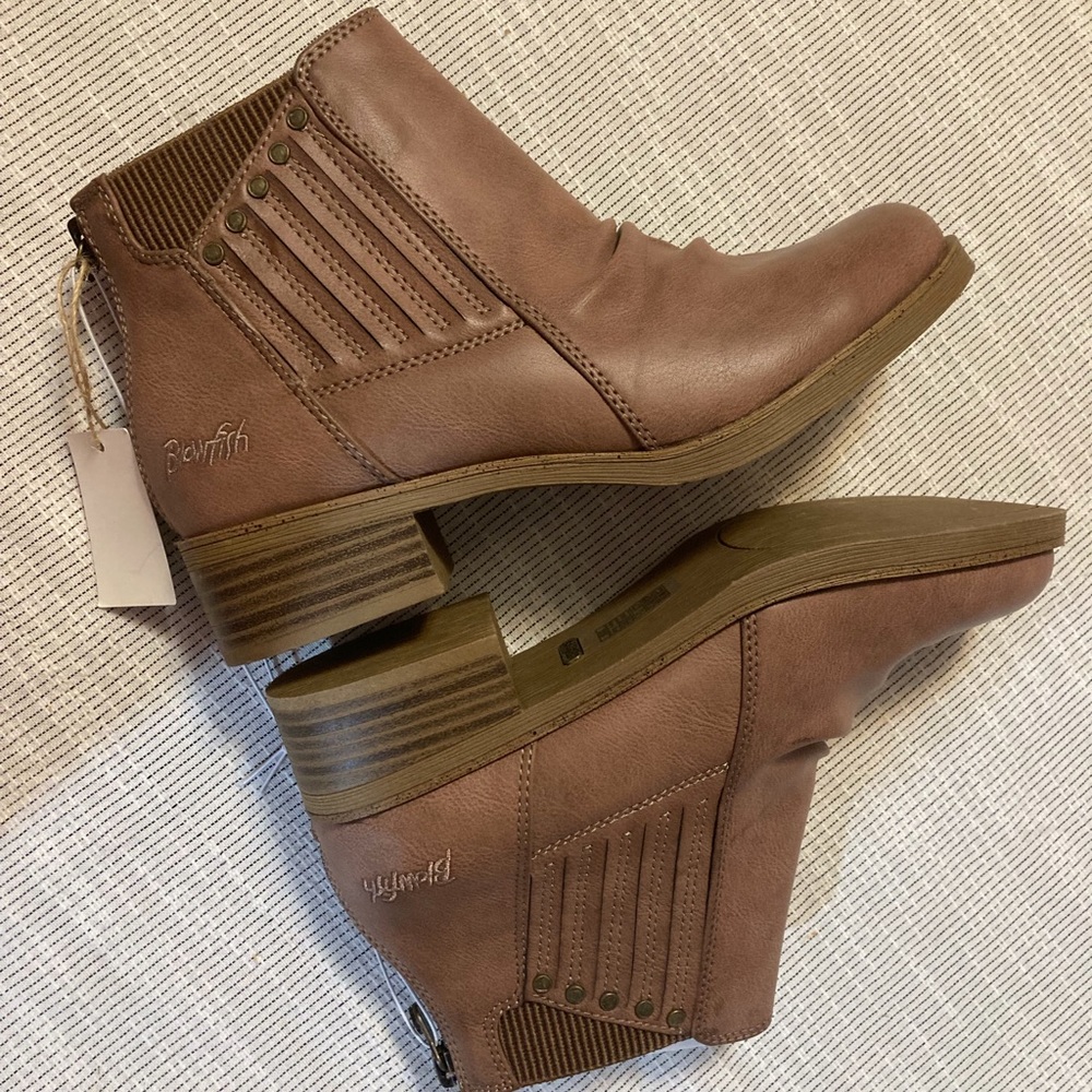 Brown Blowfish Boots. NWT - Picture 6 of 7